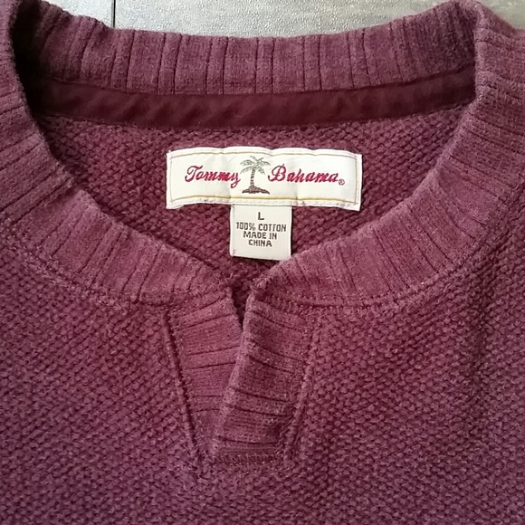 Tommy Bahama Men's Split V Neck Pullover Sweater - Picture 3 of 4